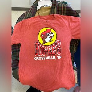 Crossville, TN Buc-EE's. Size YL t-shirt. Pre loved